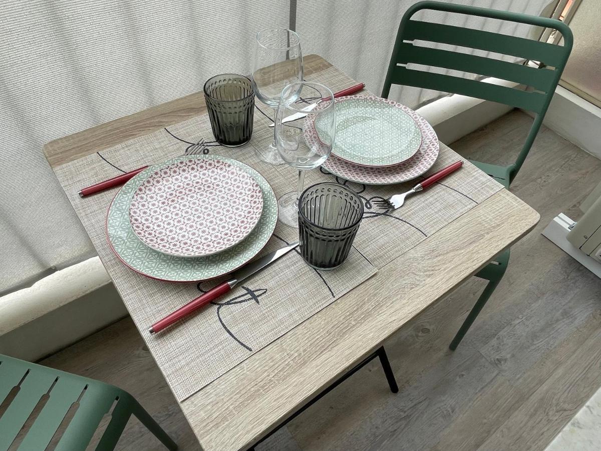 La Room: Seaside Apartment + Terrace + Parking Menton Exterior photo
