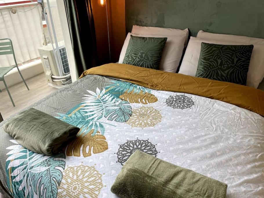 La Room: Seaside Apartment + Terrace + Parking Menton Exterior photo